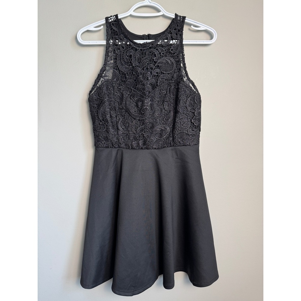 Do & Be Black Lace Top Sleeveless Fit and Flare Dress M Cocktail Party LBD